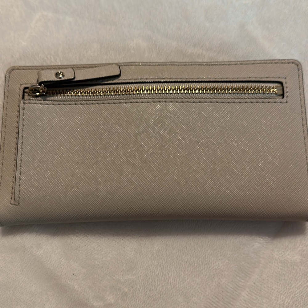 Kate Spade Wallet - Picture 3 of 4